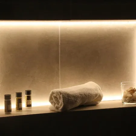 Olea Syros - φοίνικας, σύρος, κυκλάδες * Posidhonía