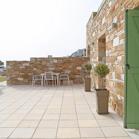 Olea Syros - φοίνικας, σύρος, κυκλάδες * Posidhonía